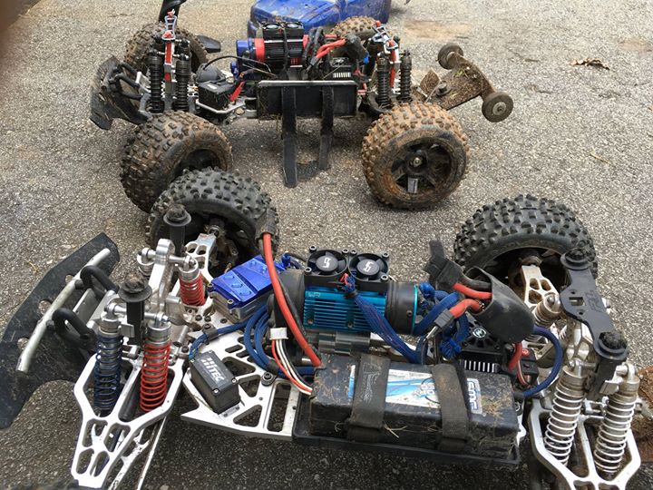 EMaxx Brushless 6S- What is the best chassis bulkhead and differential  combo? - R/C Tech Forums