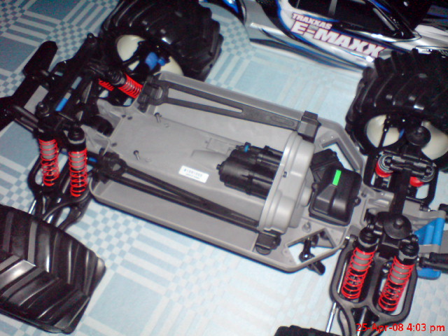 where is traxxas serial number