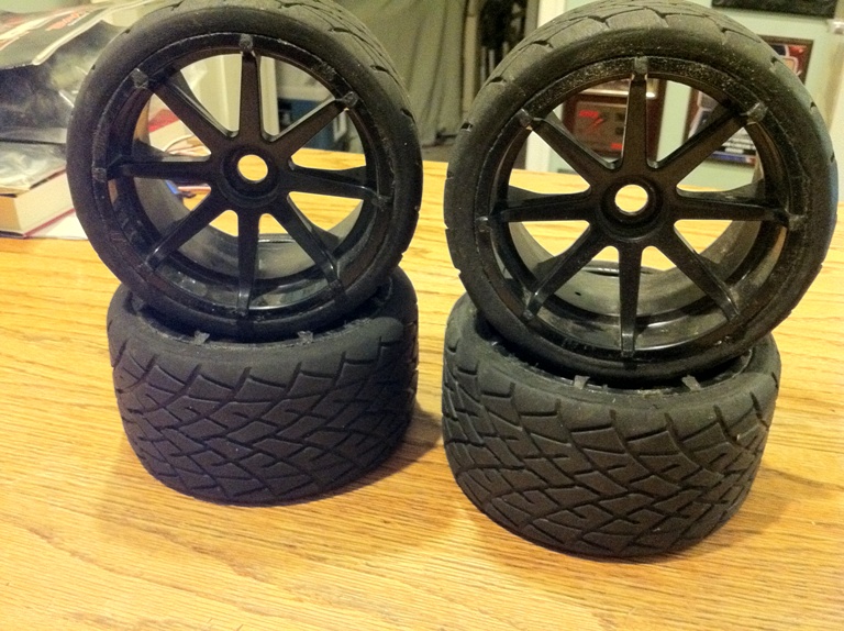 traxxas e revo 2.0 street tires