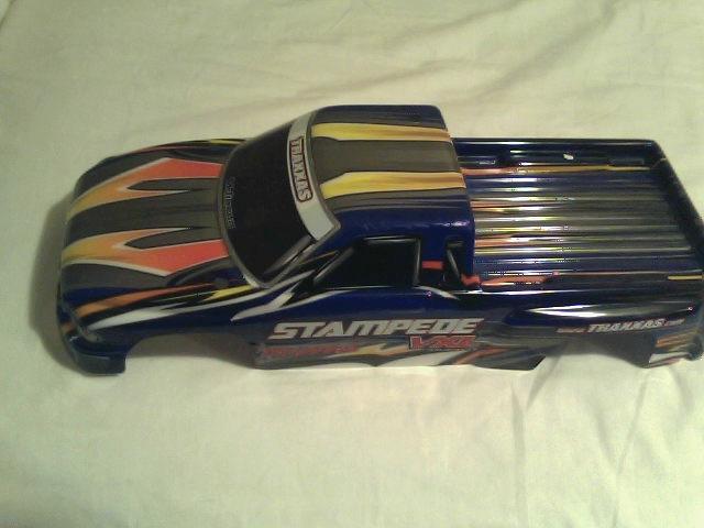 where is serial number on traxxas stampede