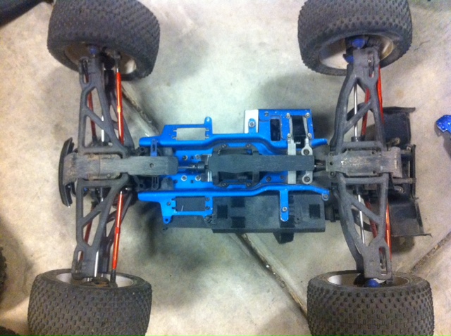Traxxas Revo 3.3 brushless converted roller w/ many upgrades - R/C Tech  Forums
